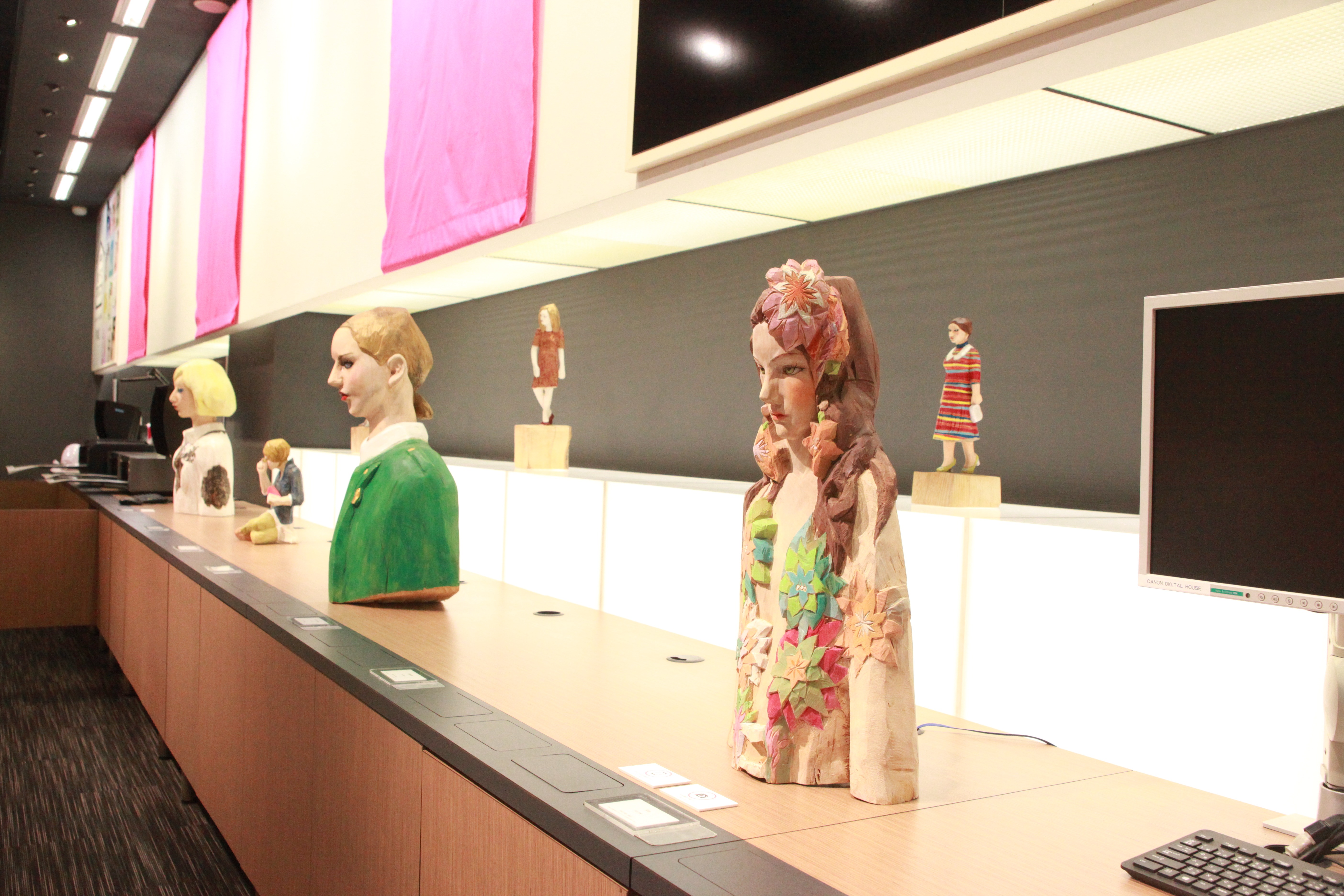 Hideki Iinuma wood sculptures at Canon Digital House Ginza, Tokyo